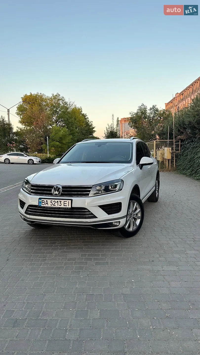 Volkswagen Touareg, 2015