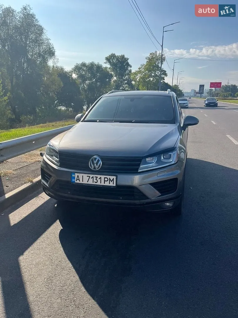 Volkswagen Touareg, 2015