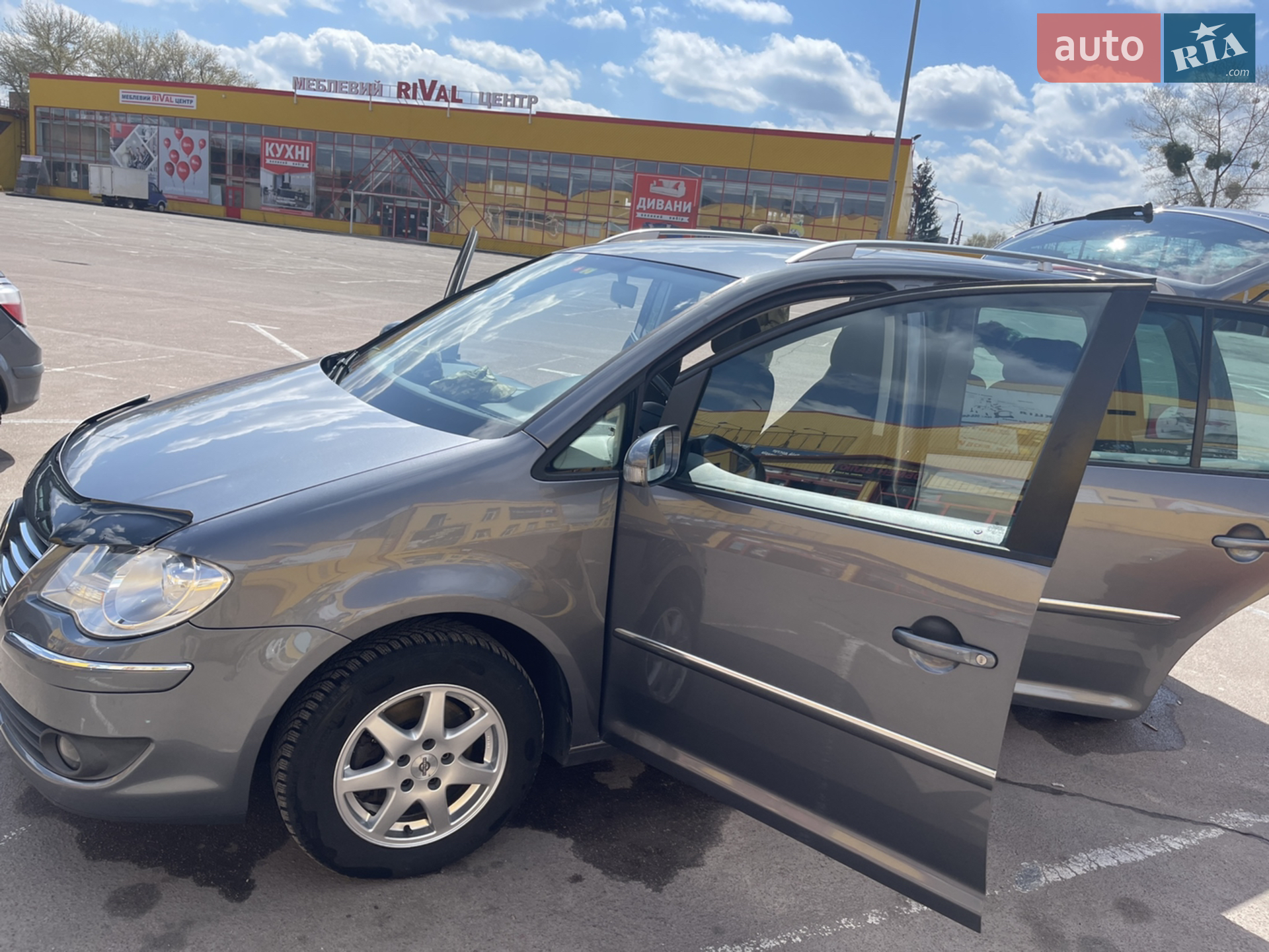 Volkswagen Touran, 2007