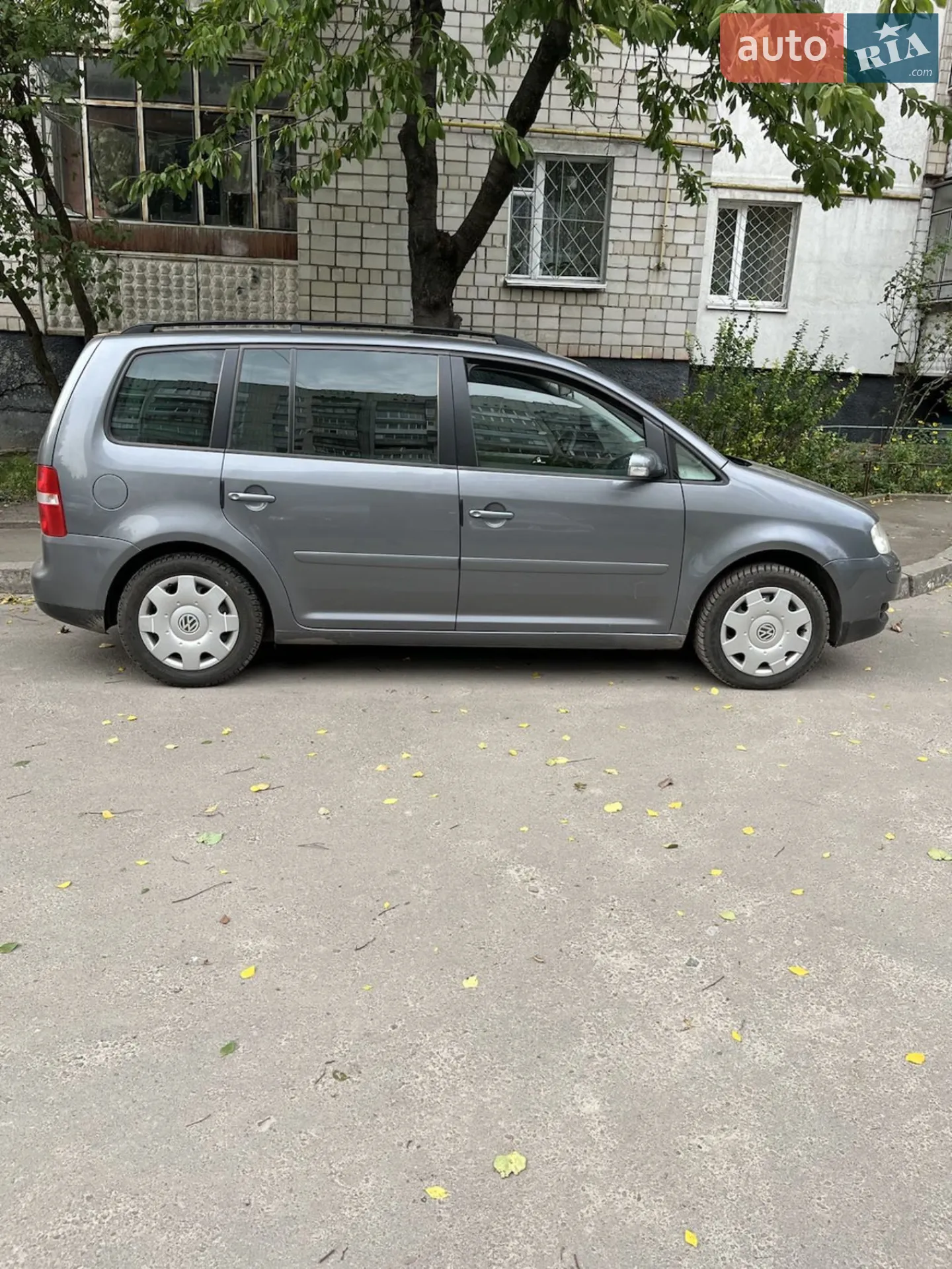 Volkswagen Touran, 2006