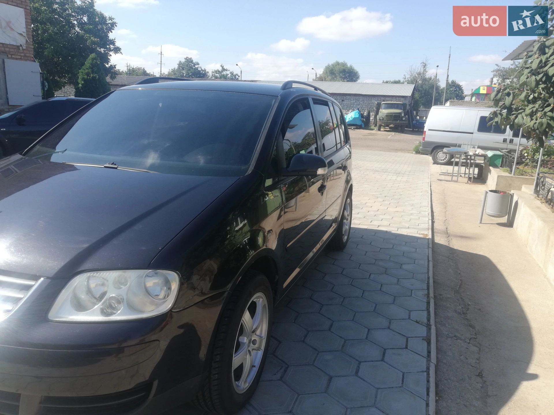 Volkswagen Touran, 2004