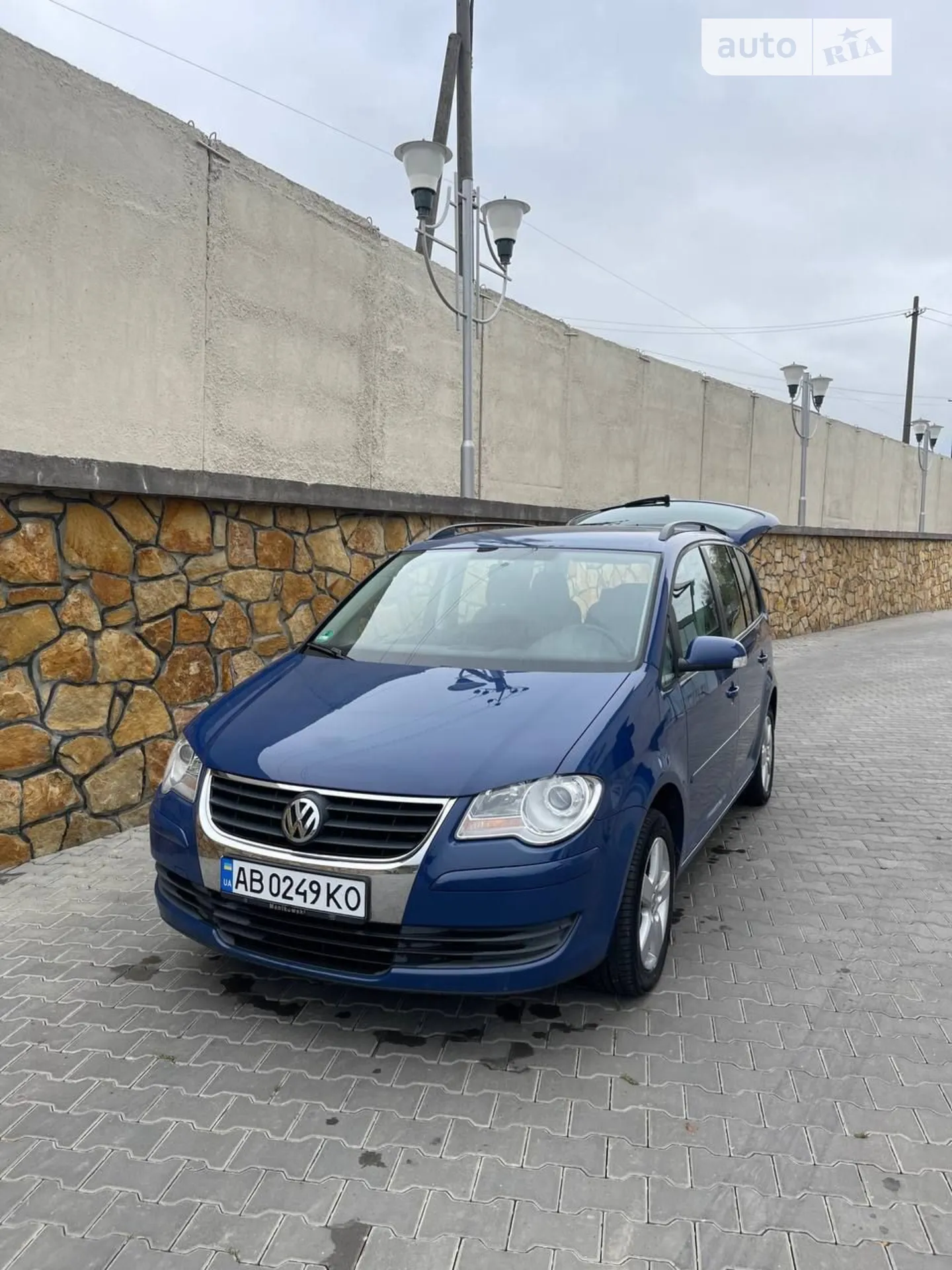 Volkswagen Touran, 2009