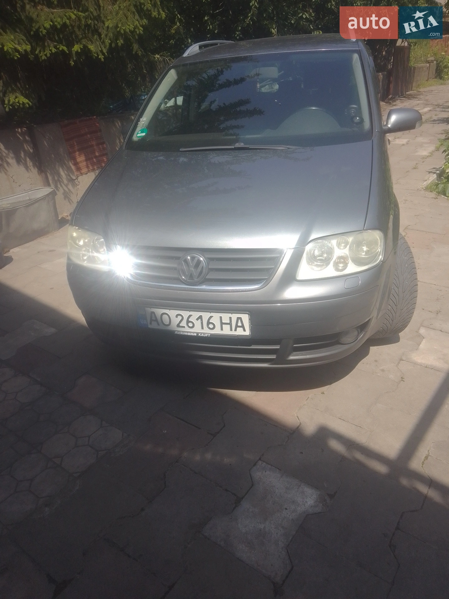 Volkswagen Touran, 2003