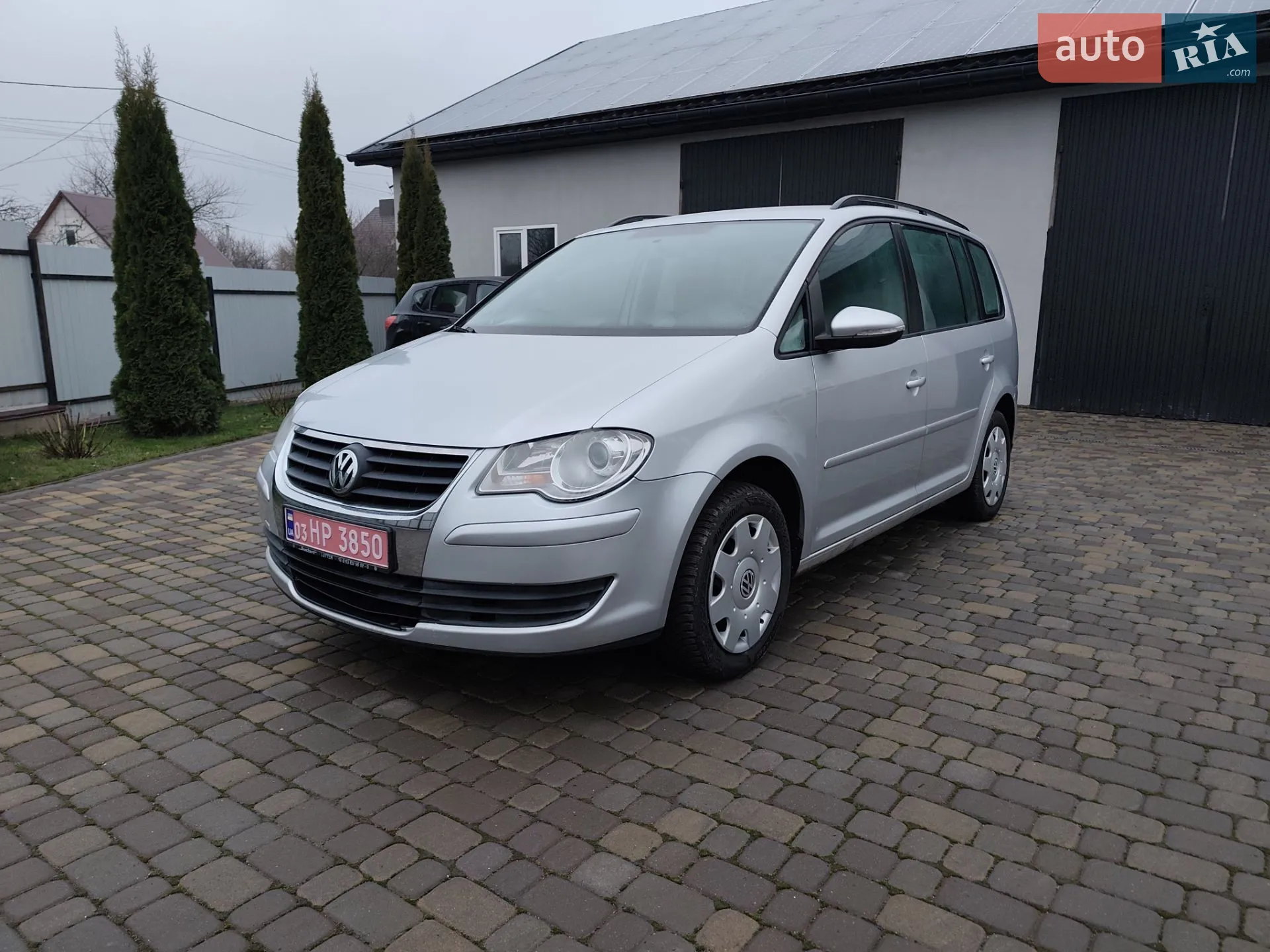 Volkswagen Touran, 2010
