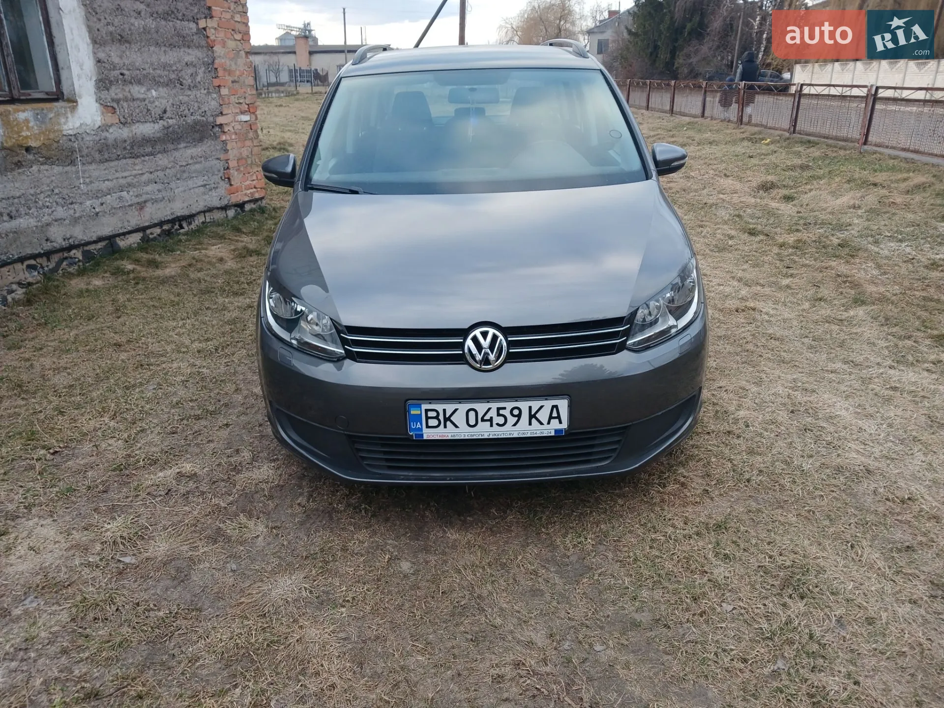 Volkswagen Touran, 2011