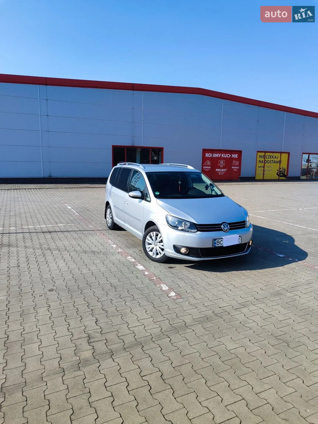 Volkswagen Touran, 2010