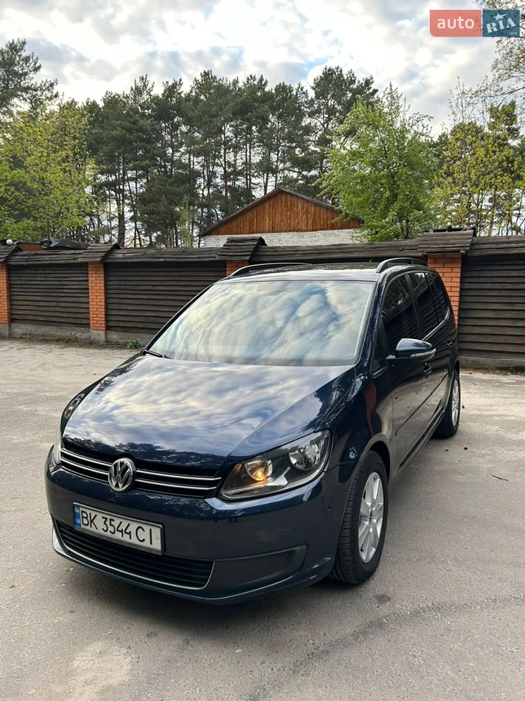 Volkswagen Touran, 2010