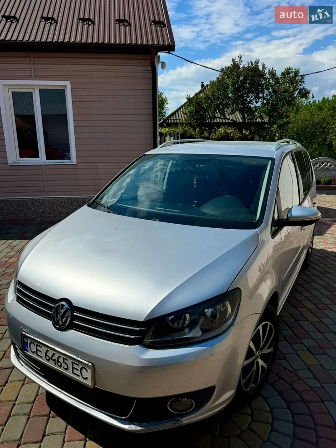 Volkswagen Touran, 2012