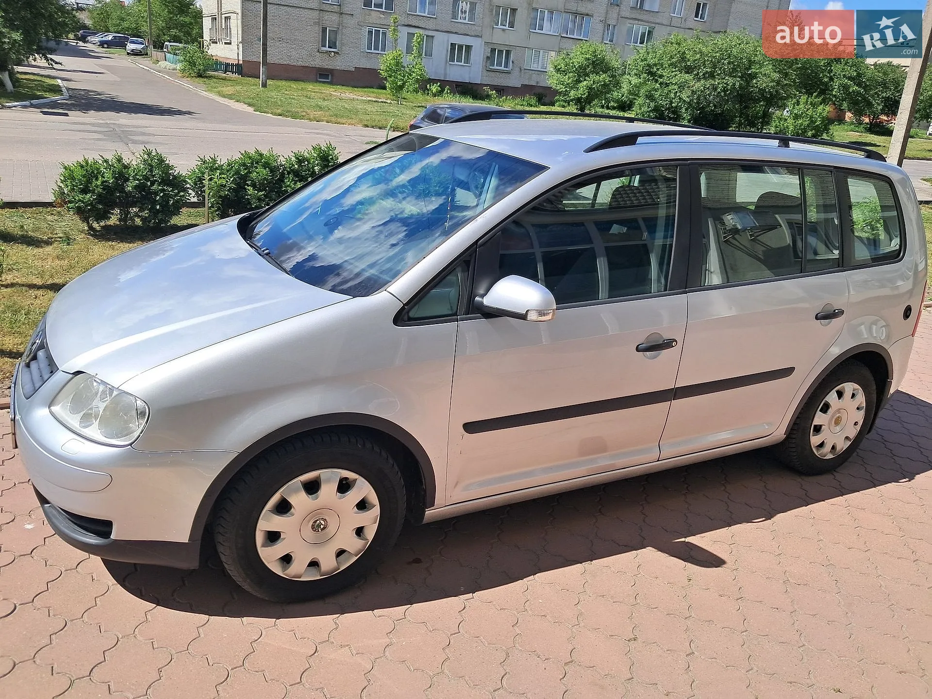 Volkswagen Touran, 2003