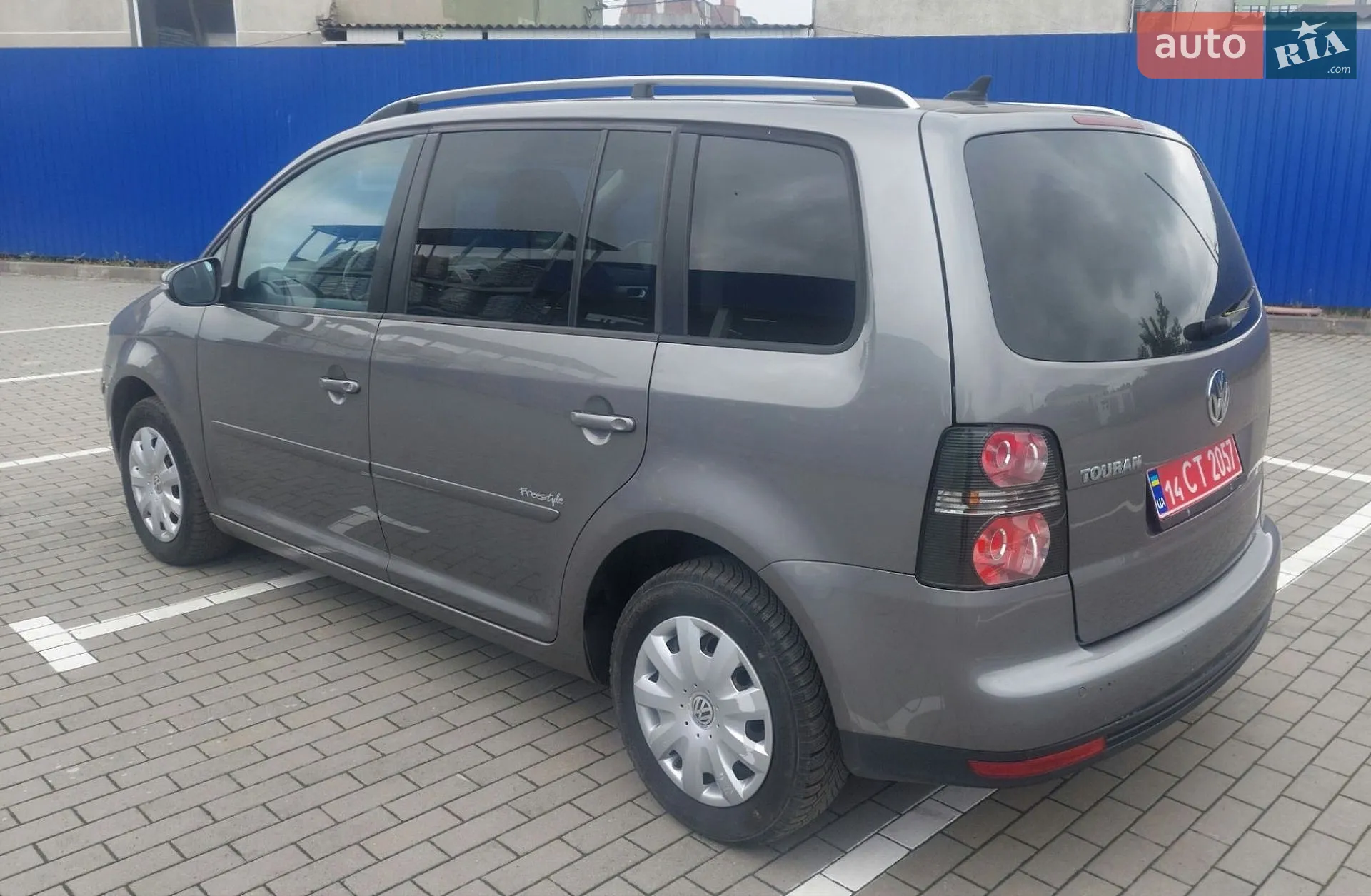 Volkswagen Touran, 2009