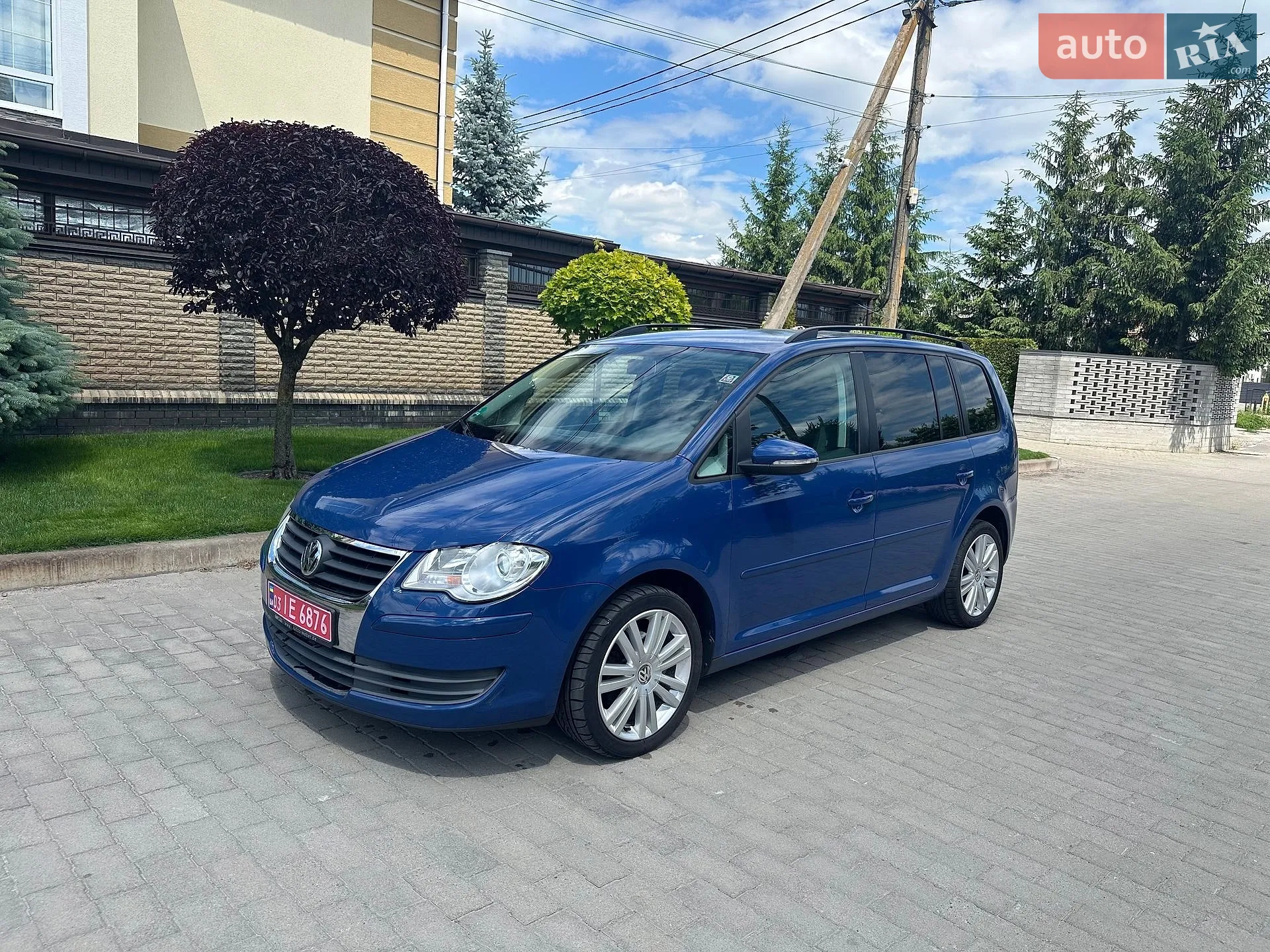Volkswagen Touran, 2010