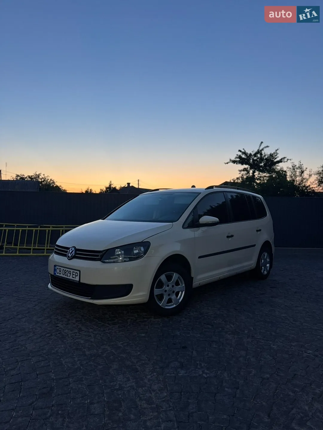 Volkswagen Touran, 2012