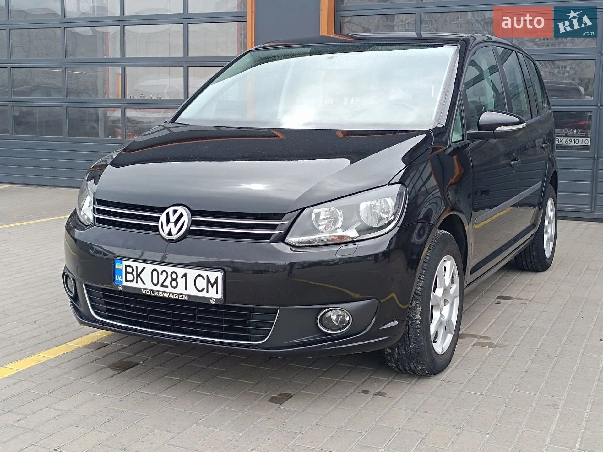 Volkswagen Touran, 2010