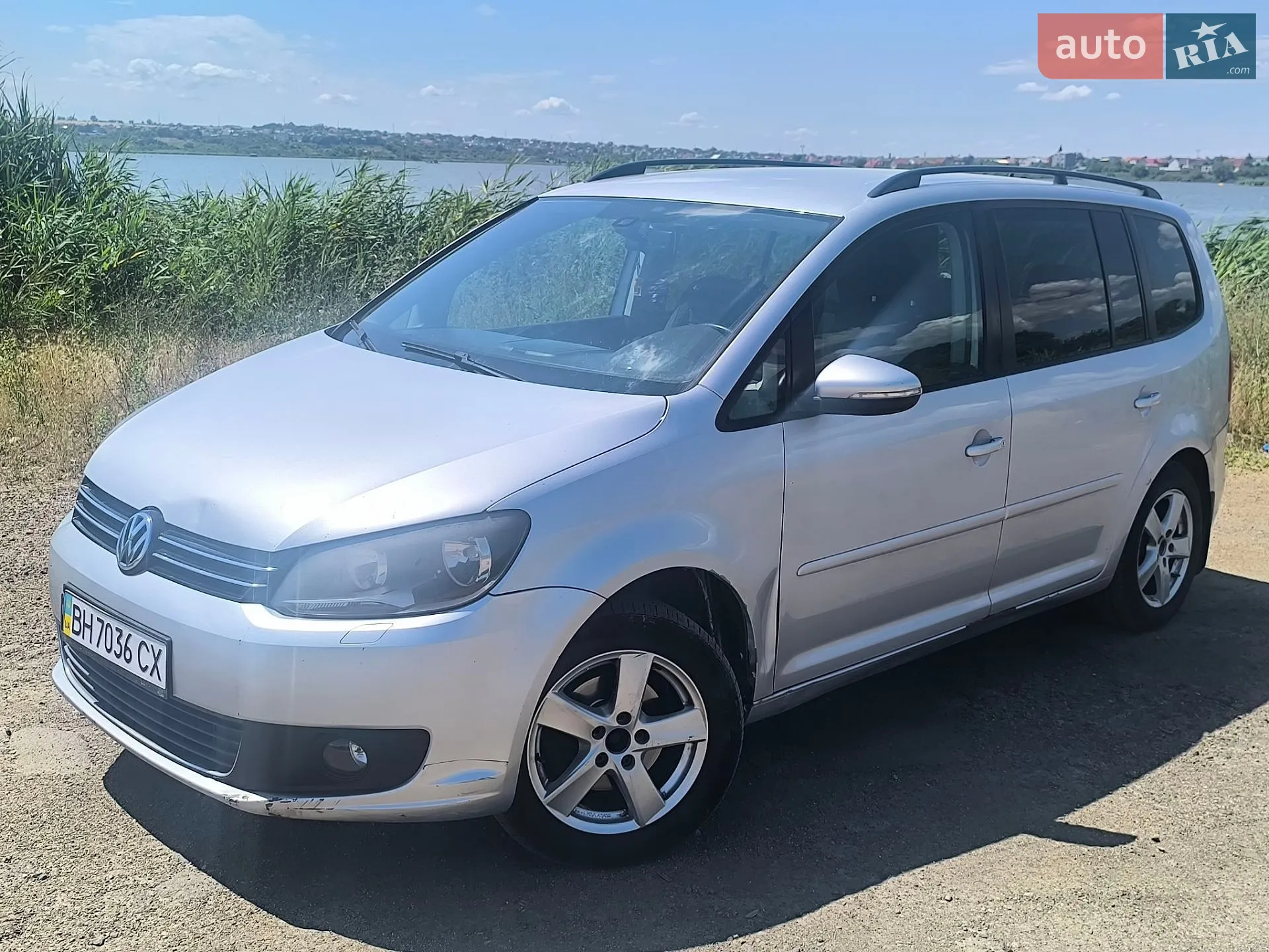 Volkswagen Touran, 2011