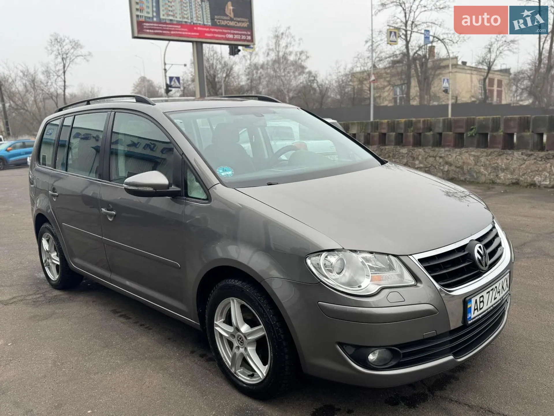 Volkswagen Touran, 2009