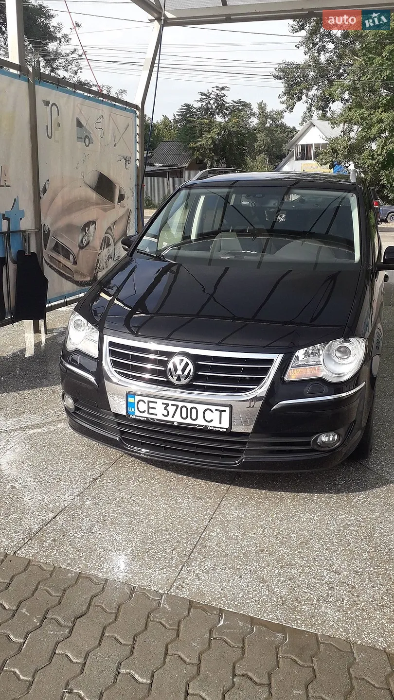 Volkswagen Touran, 2010