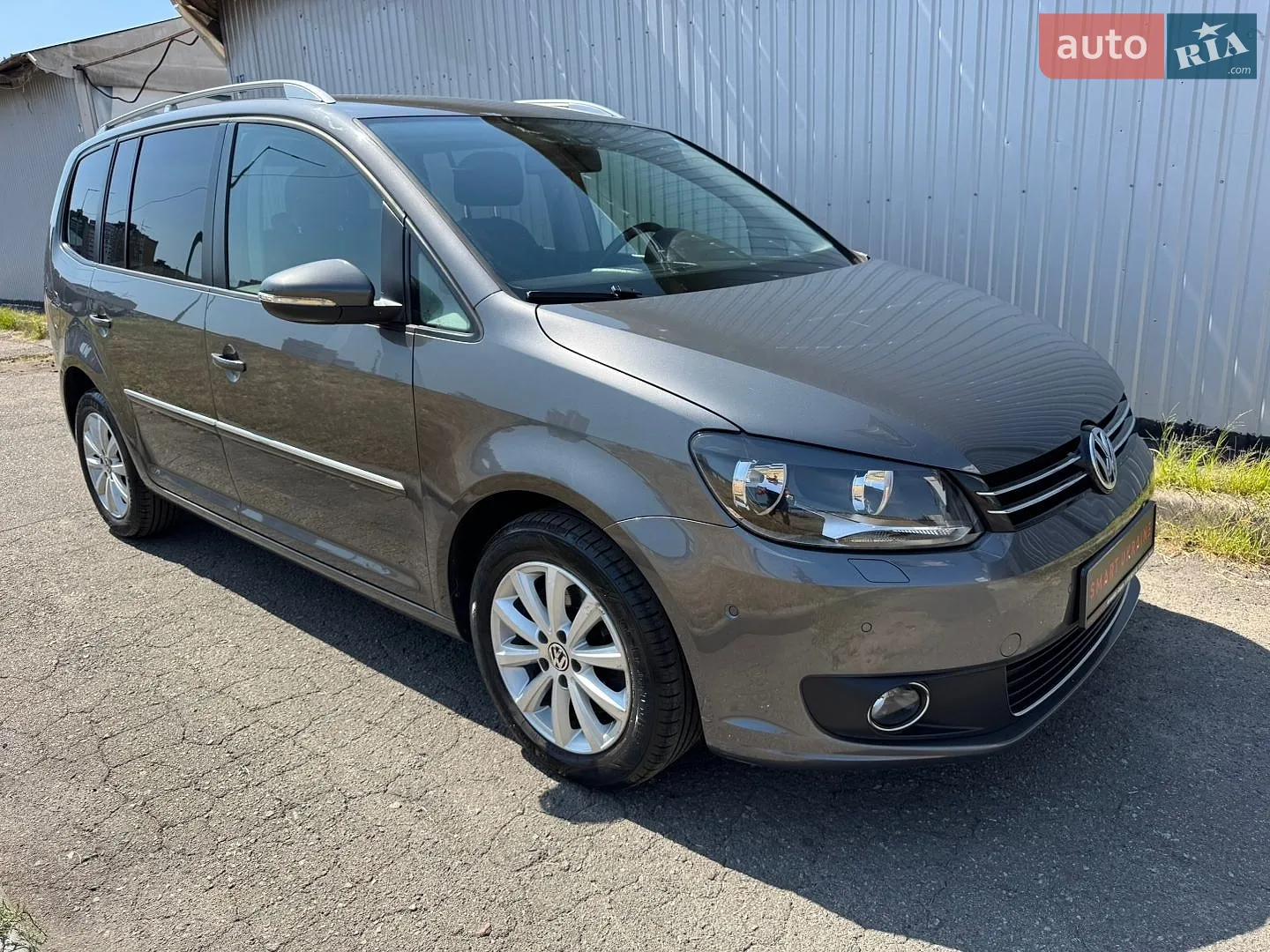 Volkswagen Touran 2015 — 1