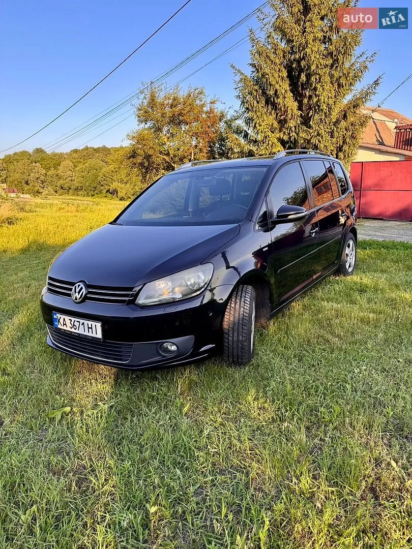 Volkswagen Touran, 2013
