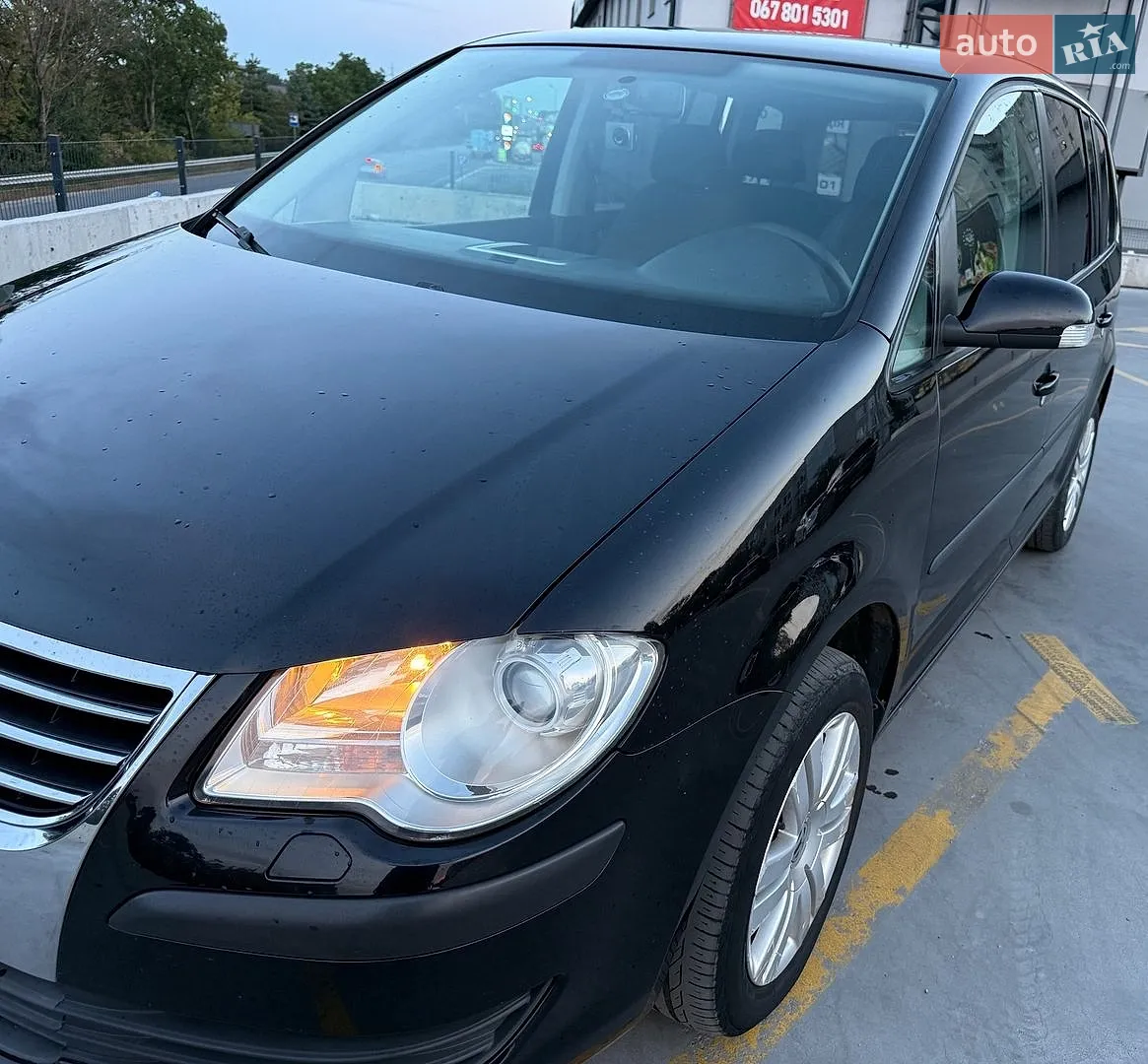 Volkswagen Touran, 2008