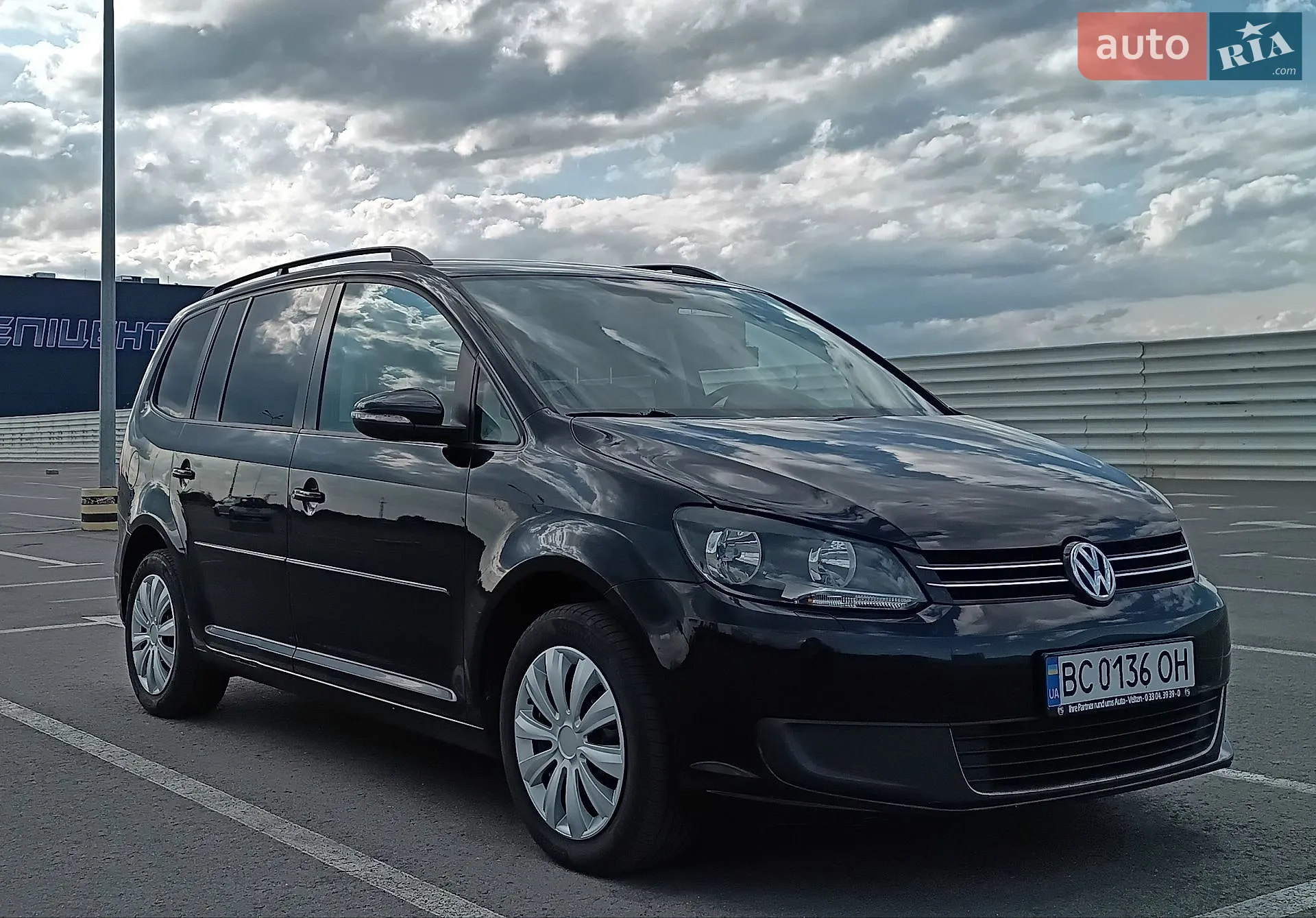 Volkswagen Touran, 2010