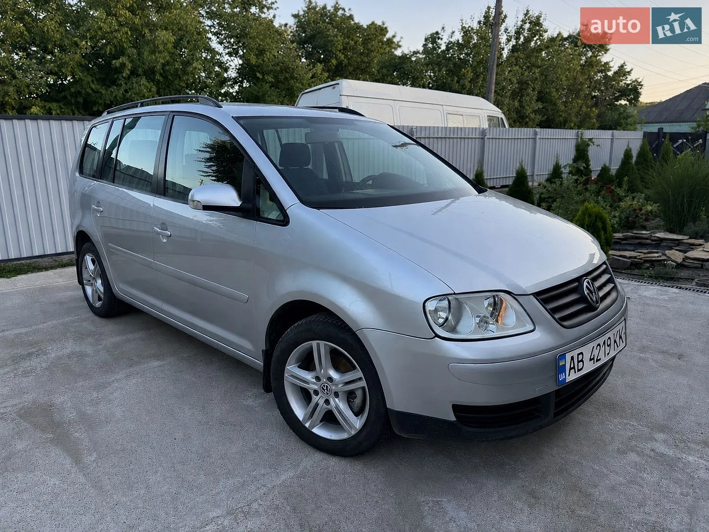 Volkswagen Touran, 2005