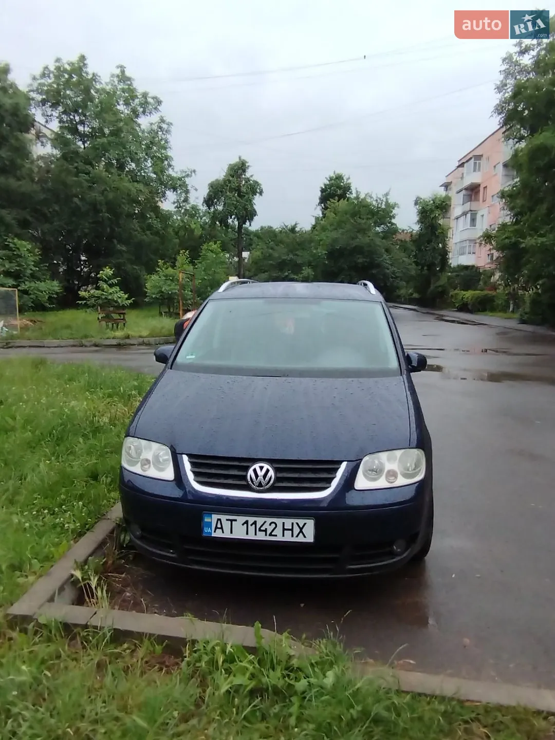 Volkswagen Touran, 2004