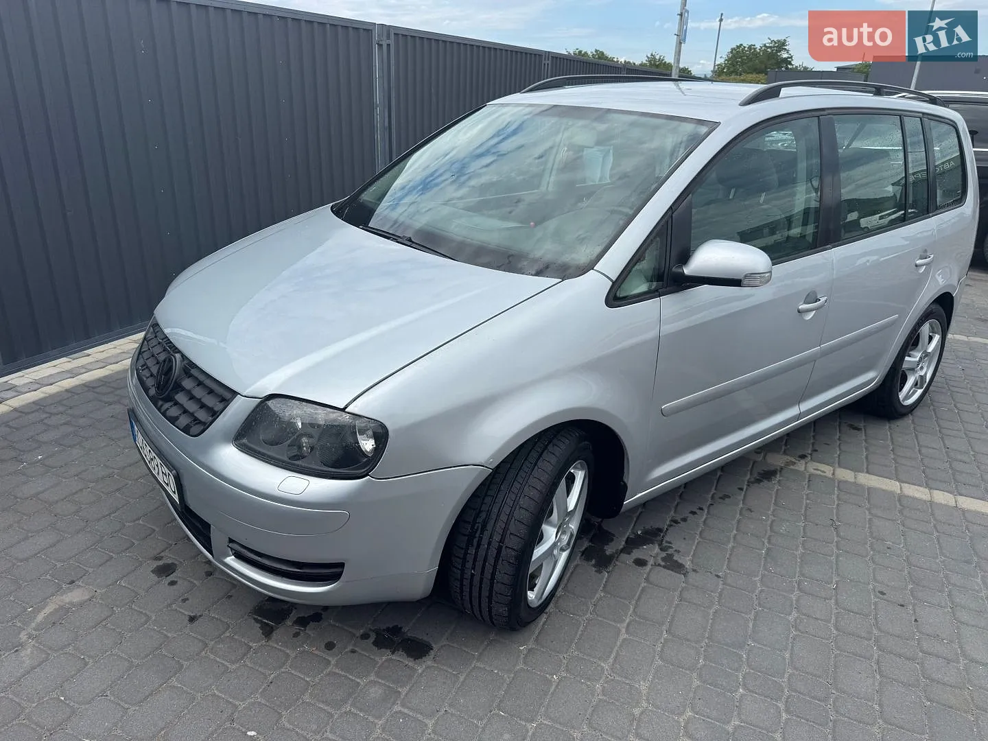 Volkswagen Touran, 2003