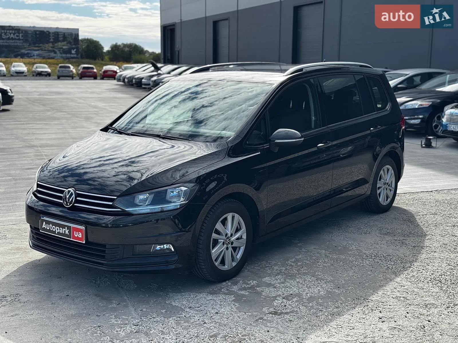 Volkswagen Touran, 2020