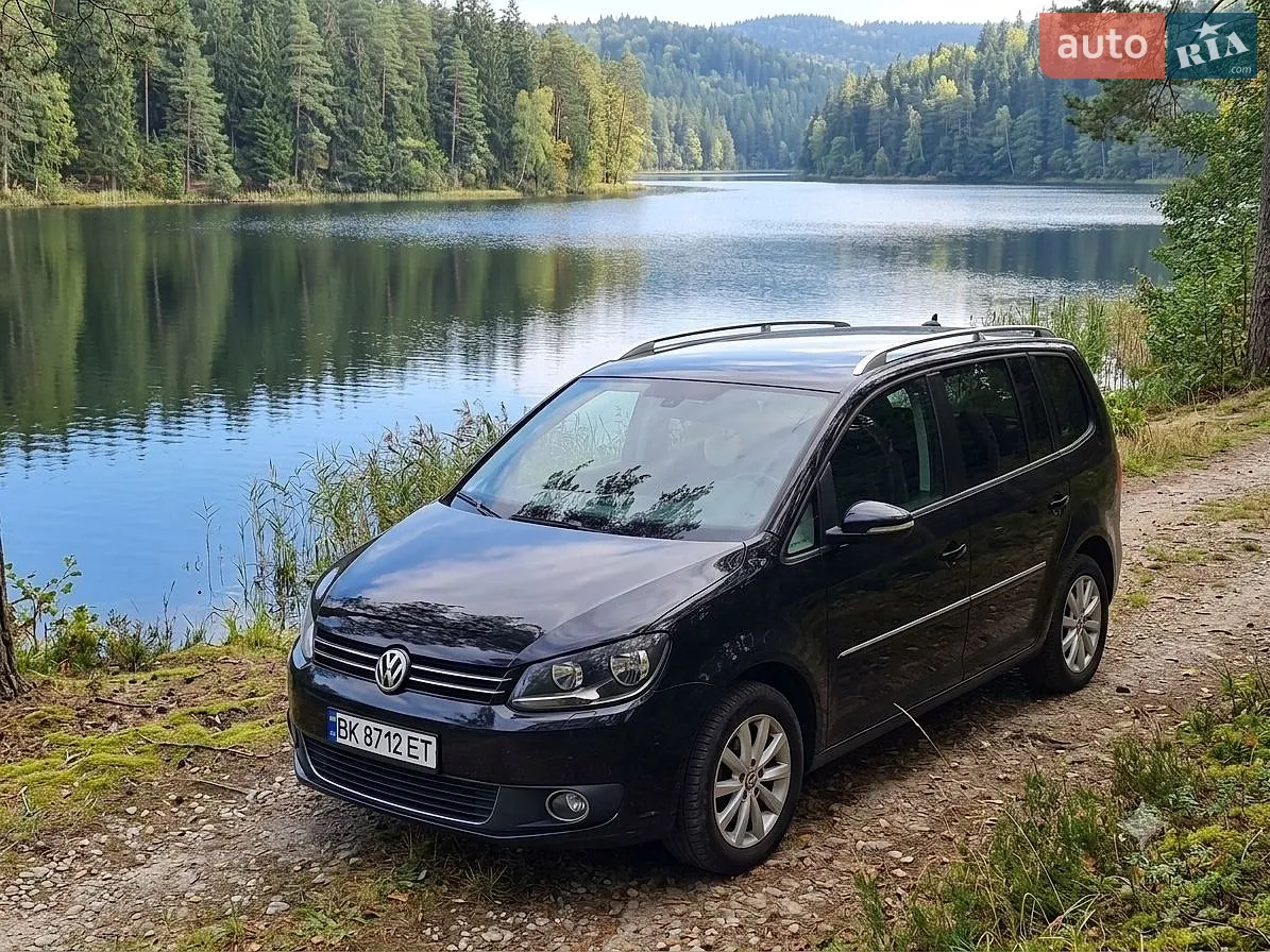 Volkswagen Touran, 2011