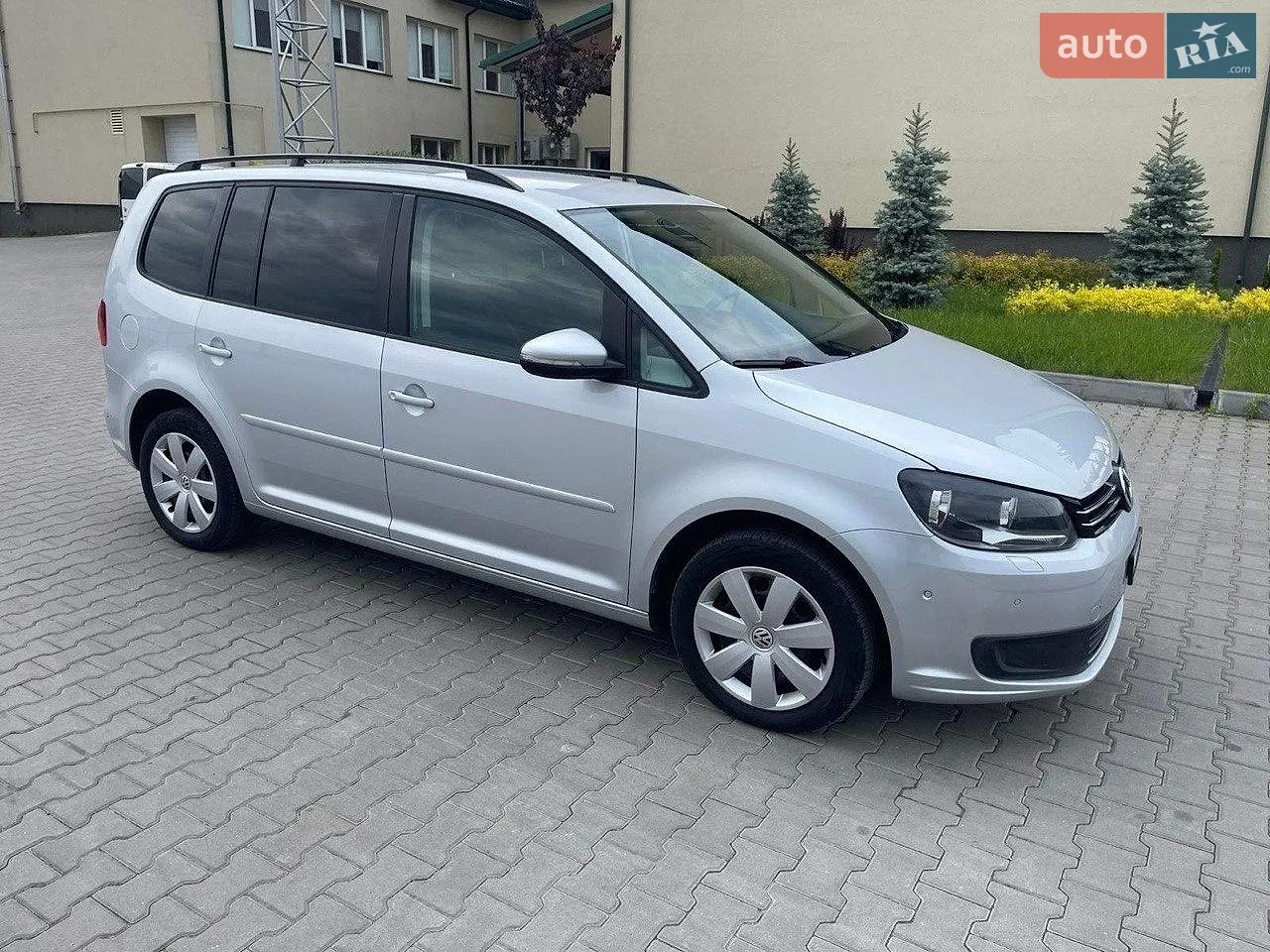 Volkswagen Touran, 2010