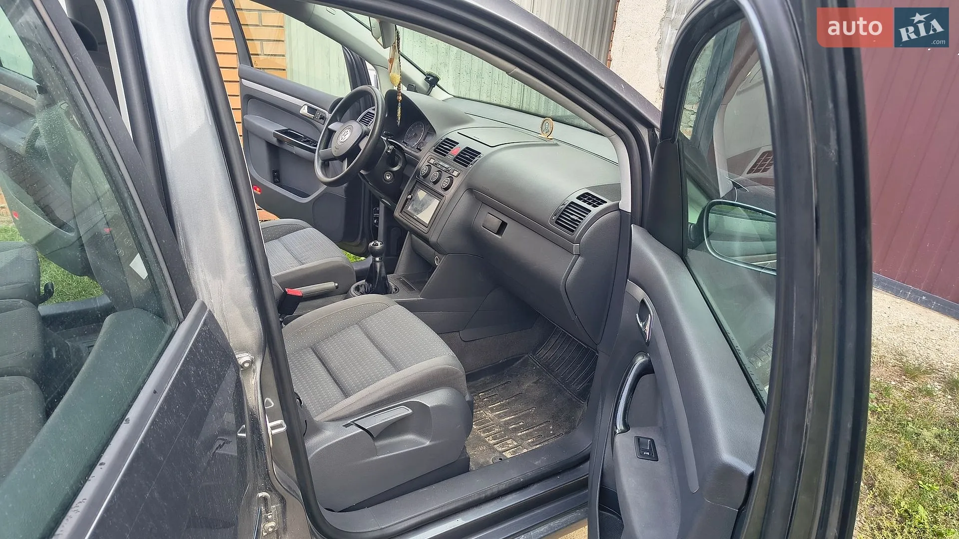 Volkswagen Touran, 2004