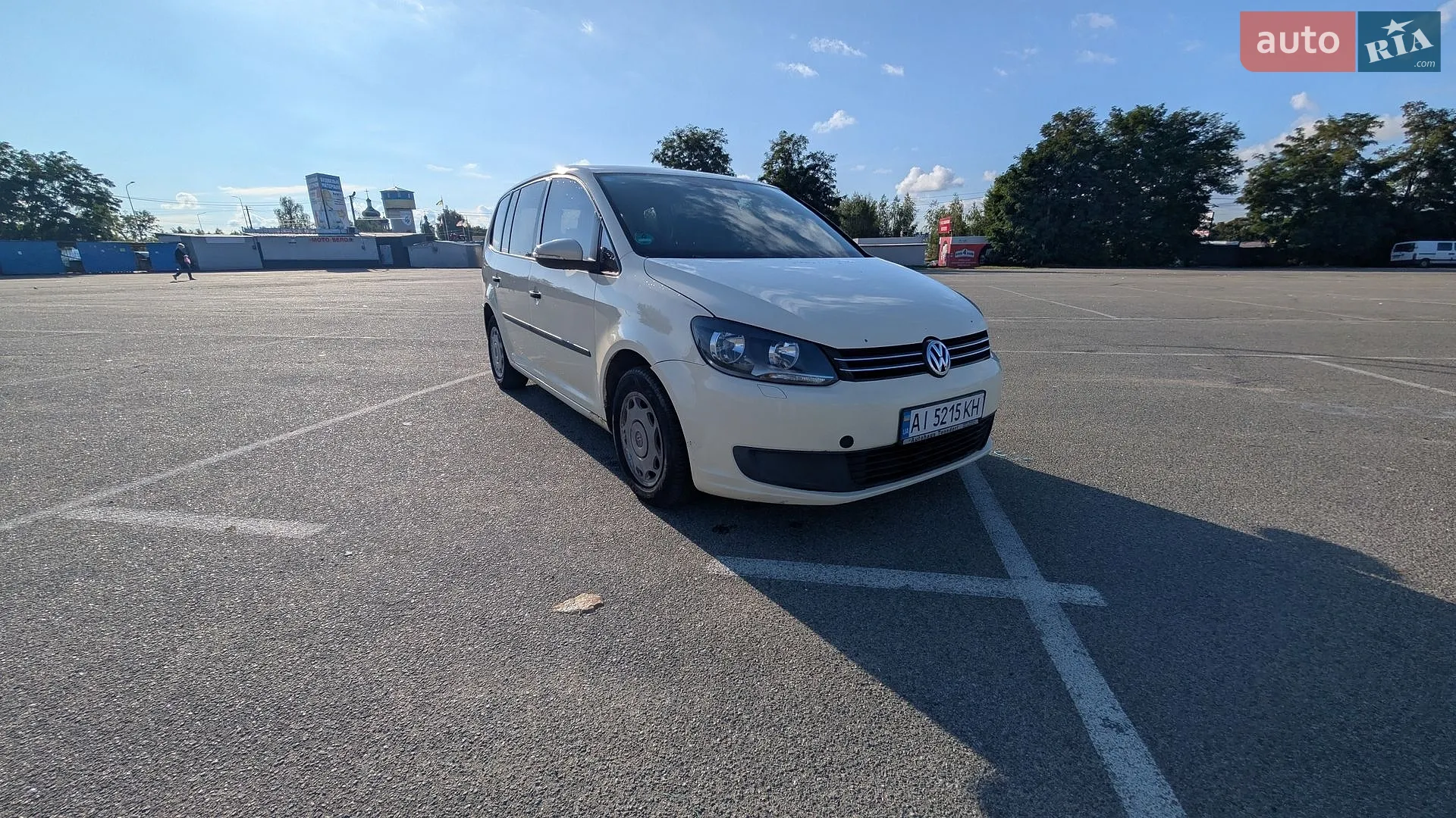 Volkswagen Touran, 2012