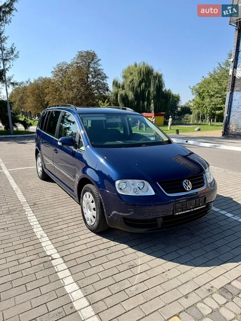 Volkswagen Touran, 2005