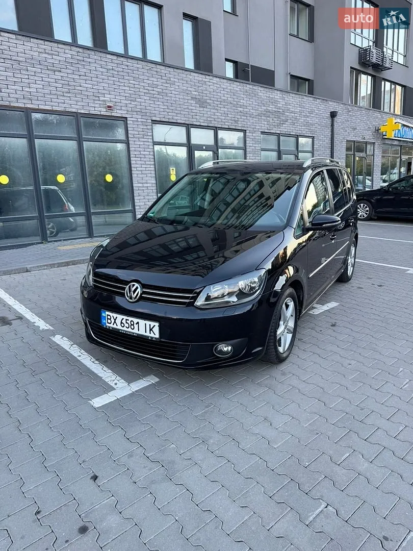 Volkswagen Touran, 2011