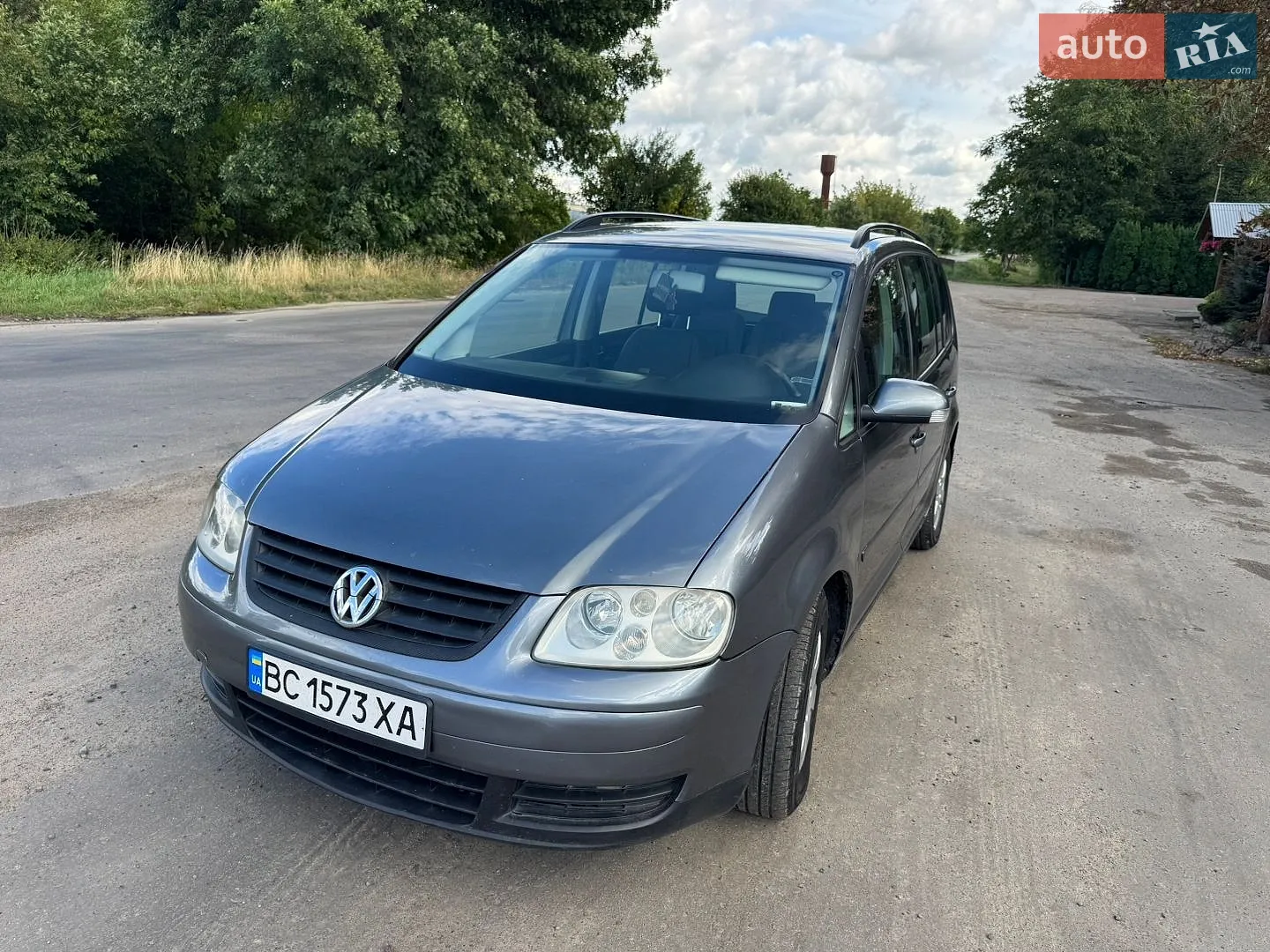 Volkswagen Touran, 2004