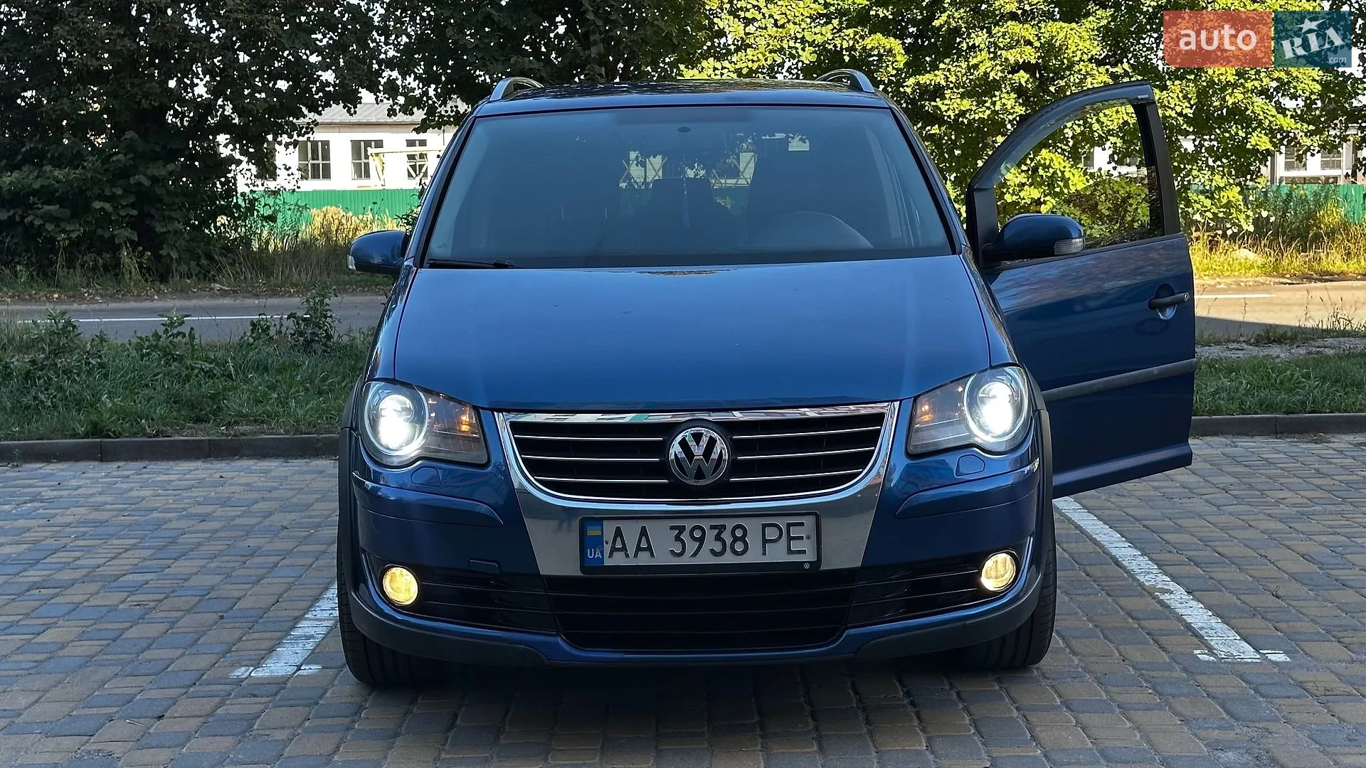 Volkswagen Touran, 2008
