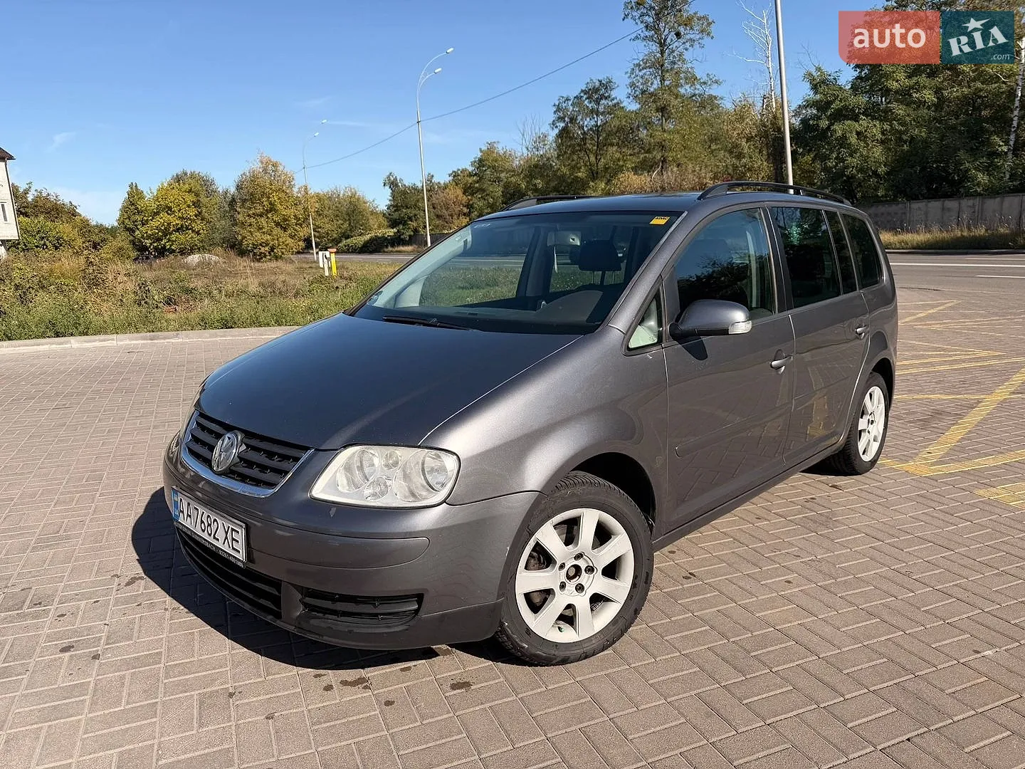 Volkswagen Touran, 2005
