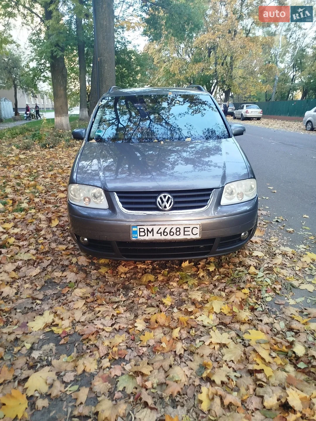 Volkswagen Touran, 2005