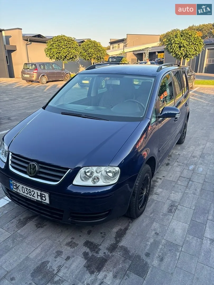 Volkswagen Touran, 2003
