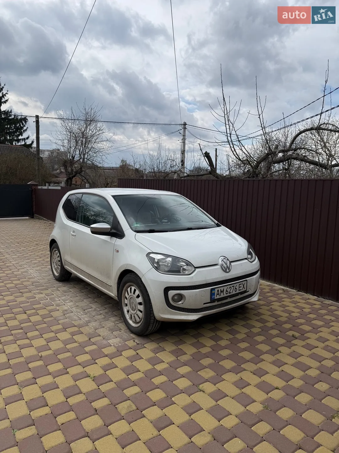 Volkswagen Up, 2012