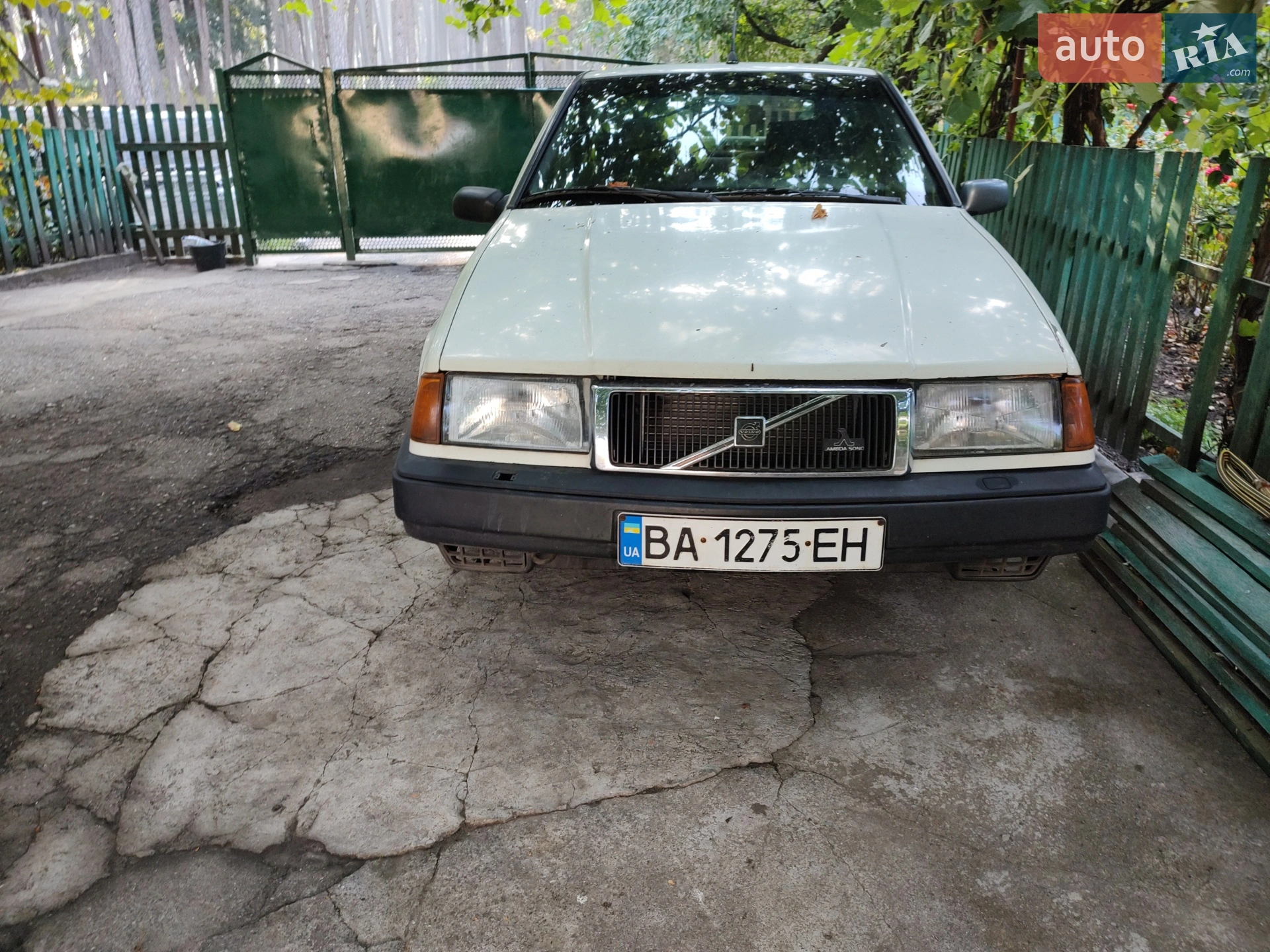 Volvo 440, 1989