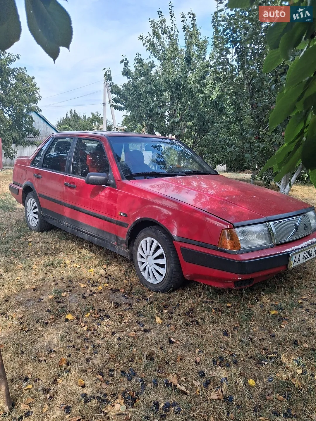 Volvo 460, 1990
