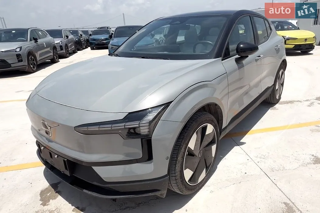Volvo EX30, 2024