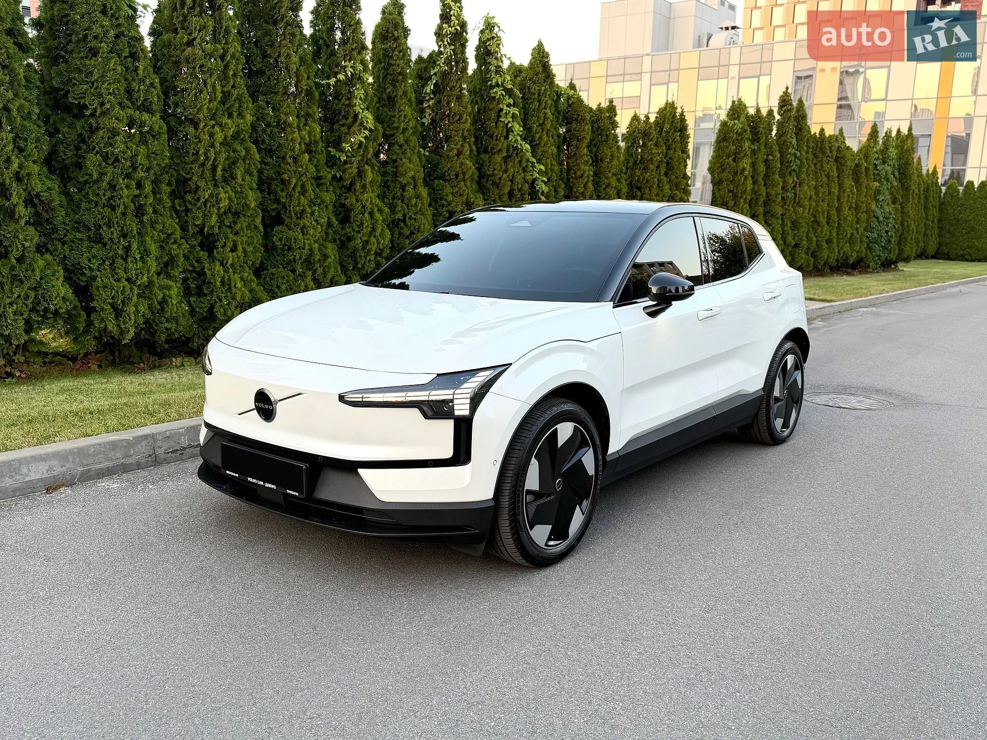 Volvo EX30, 2024