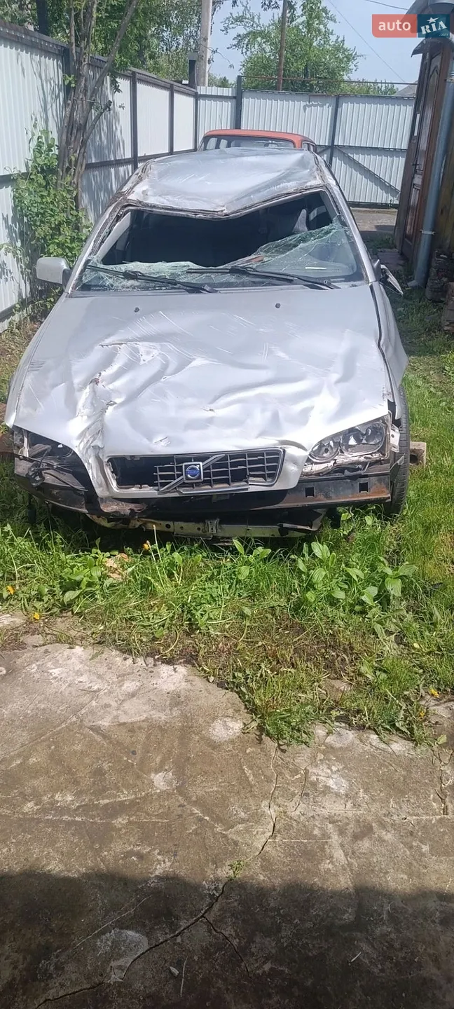 Volvo S40, 2004