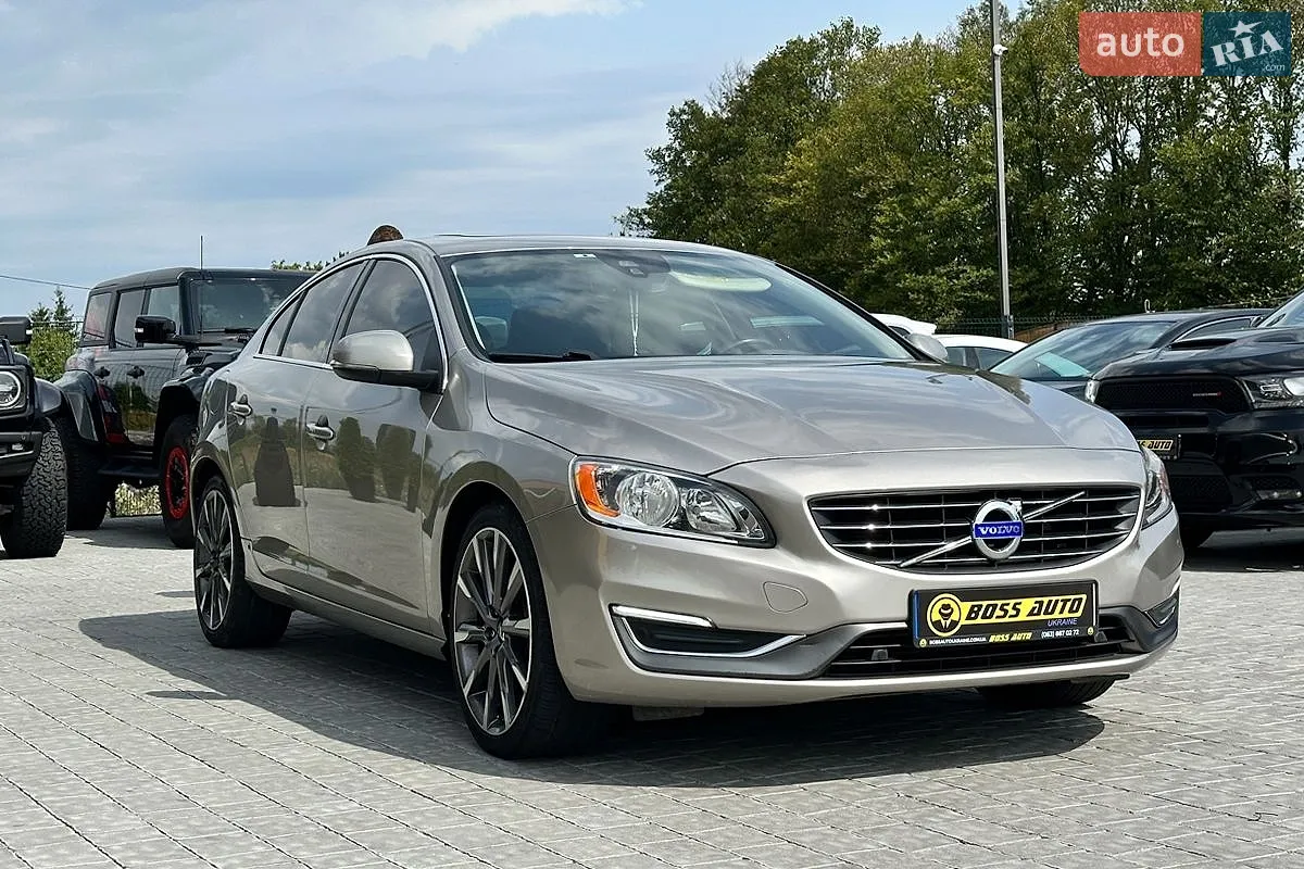 Volvo S60, 2014