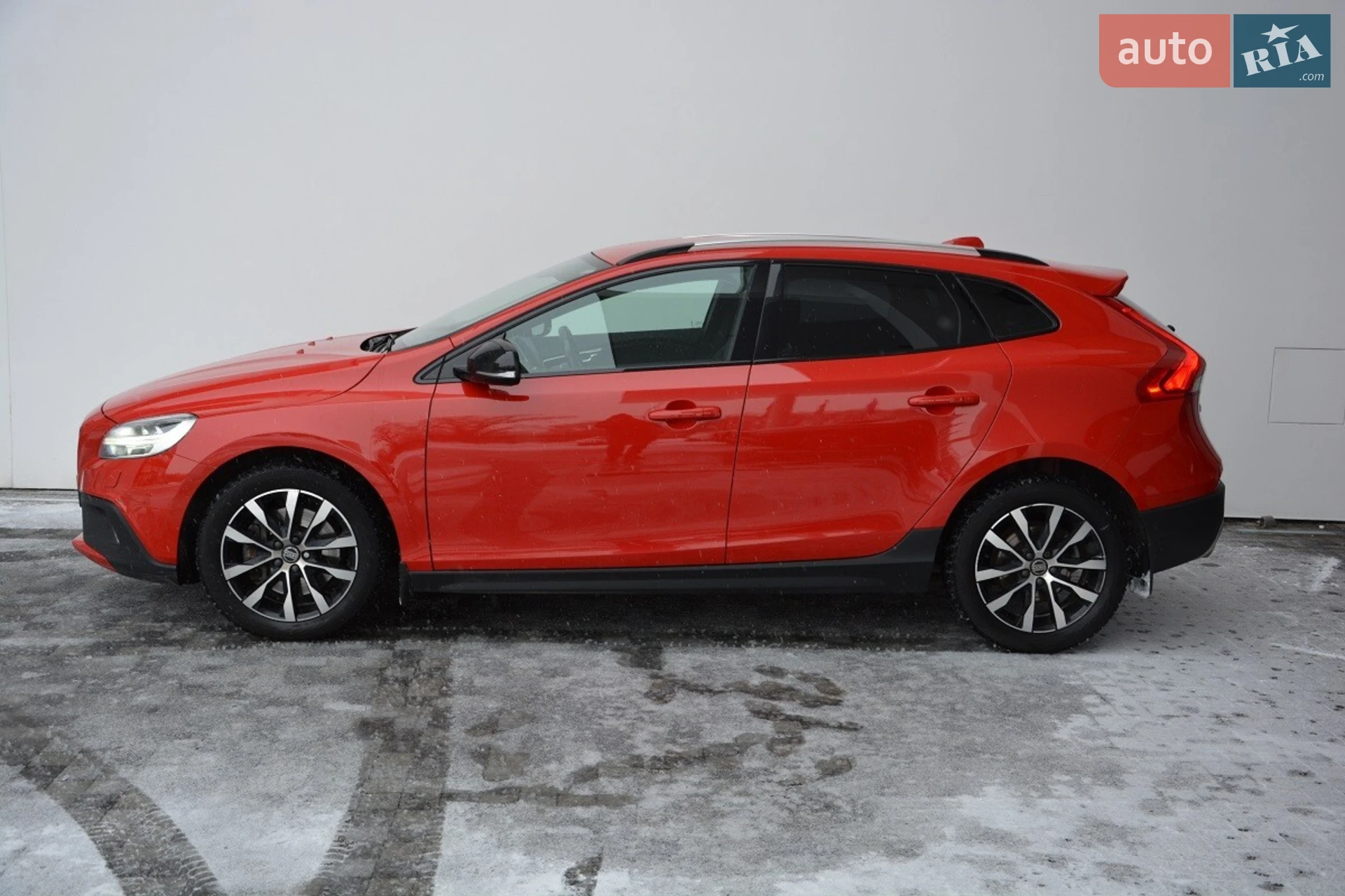 Volvo V40 Cross Country, 2019