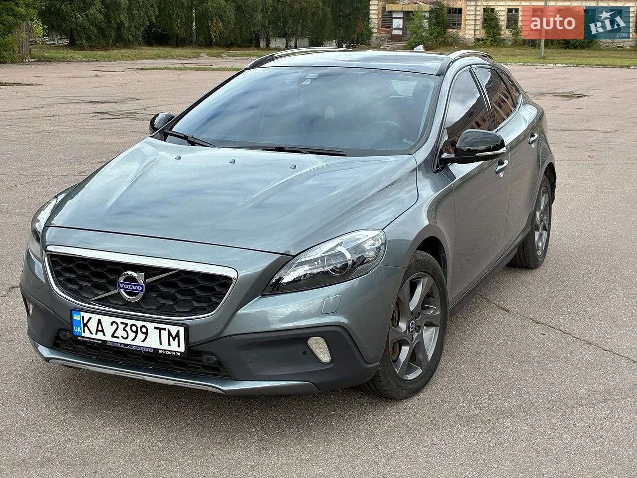 Volvo V40 Cross Country, 2015