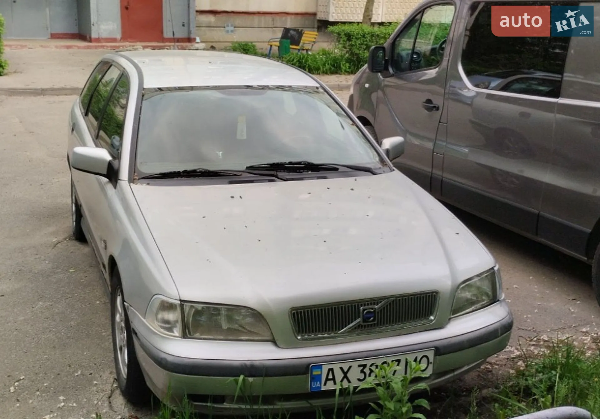 Volvo V40, 1999