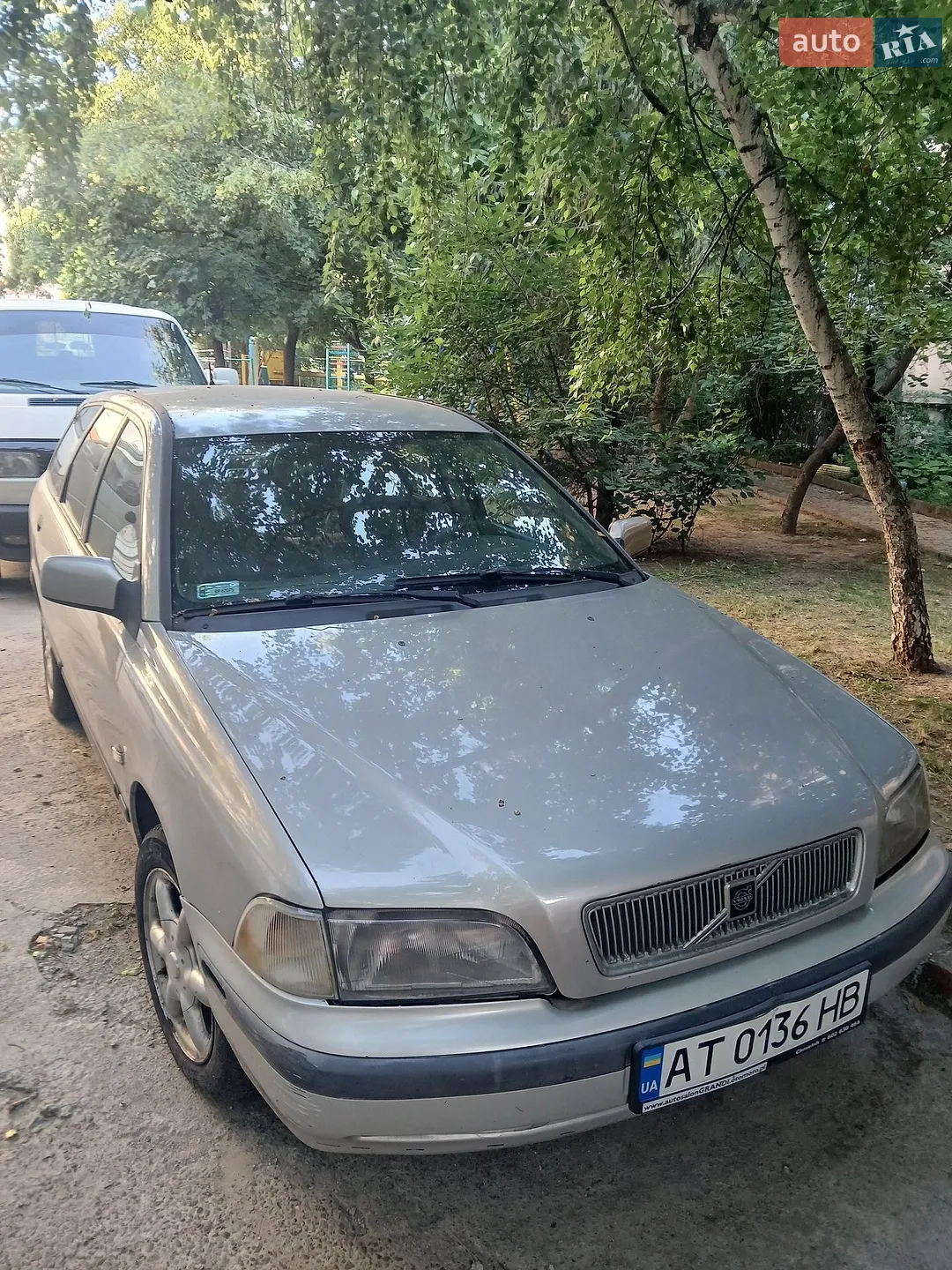 Volvo V40, 1997